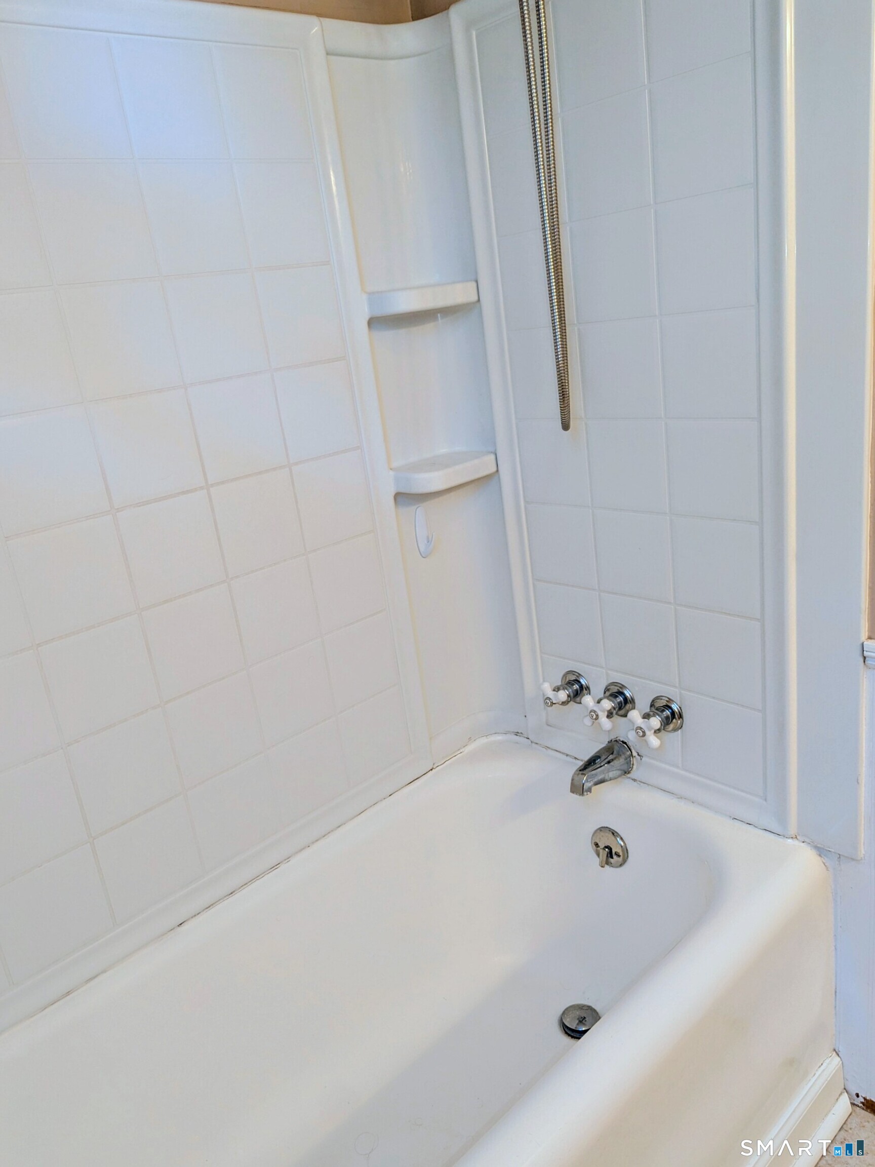 38 Deerfield Street East Haven CT 06512