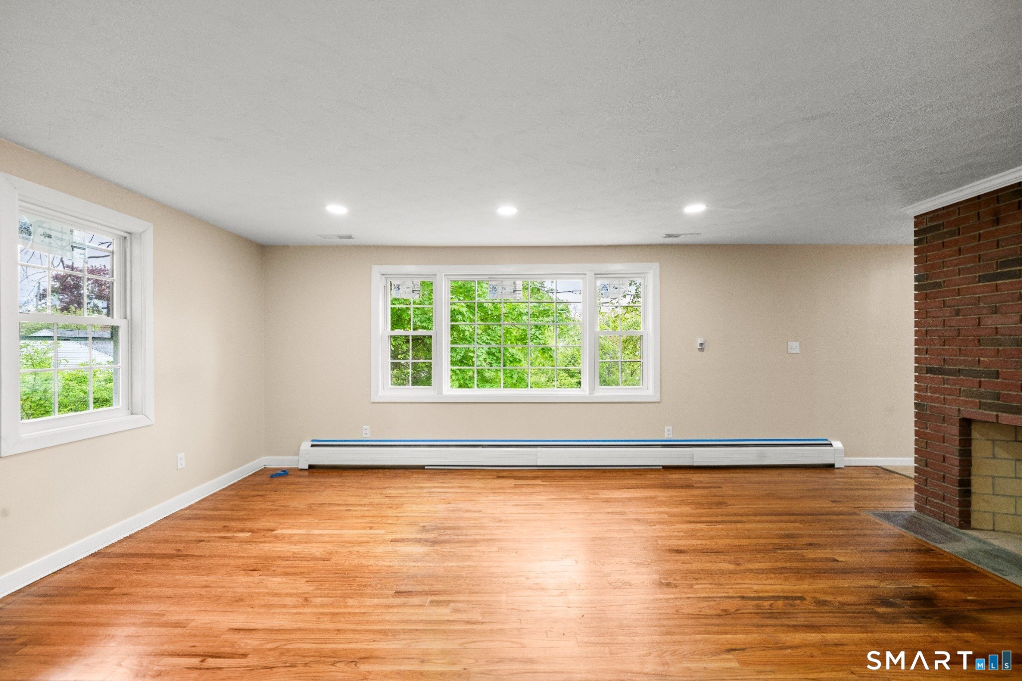 7 Cannon Street Windsor Locks CT 06096