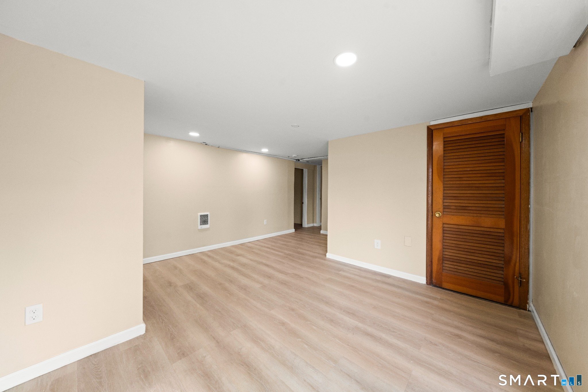 7 Cannon Street Windsor Locks CT 06096