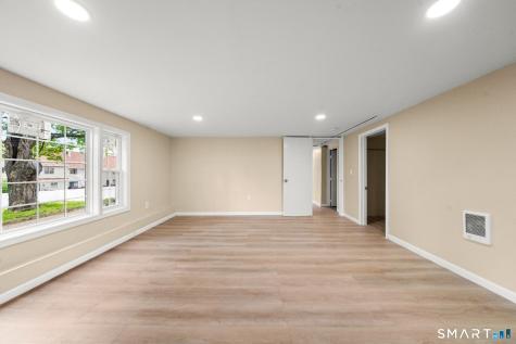 7 Cannon Street Windsor Locks CT 06096