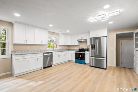 7 Cannon Street Windsor Locks CT 06096