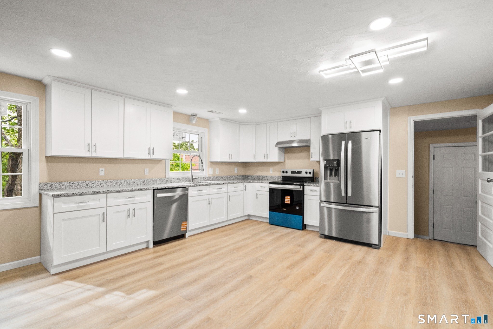 7 Cannon Street Windsor Locks CT 06096