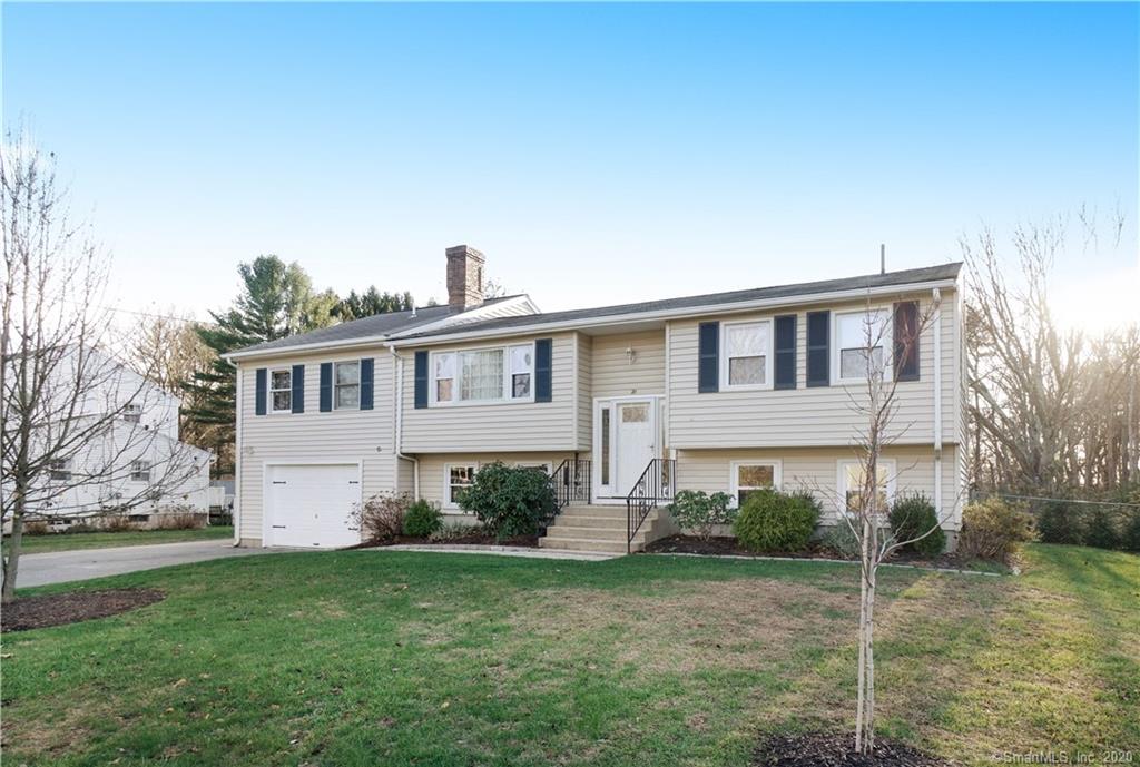 21 Elmwood Way Clinton CT 06413