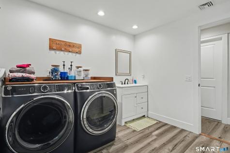 18 Caulkins Road Norwich CT 06360