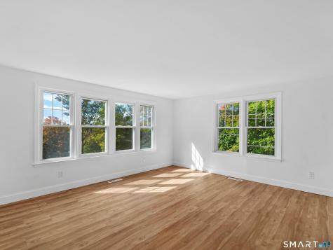 20 Fulton Drive New Fairfield CT 06812