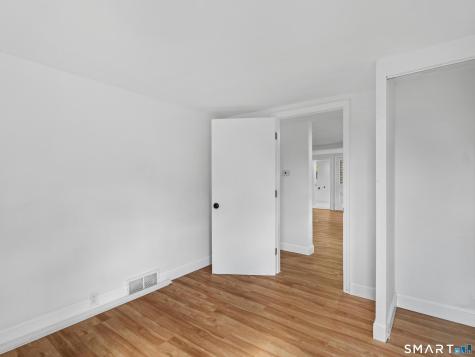 20 Fulton Drive New Fairfield CT 06812