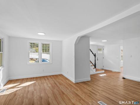 20 Fulton Drive New Fairfield CT 06812