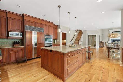 20 Found Land Way Avon CT 06001