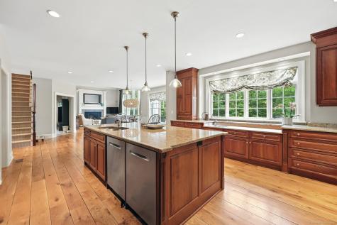 20 Found Land Way Avon CT 06001