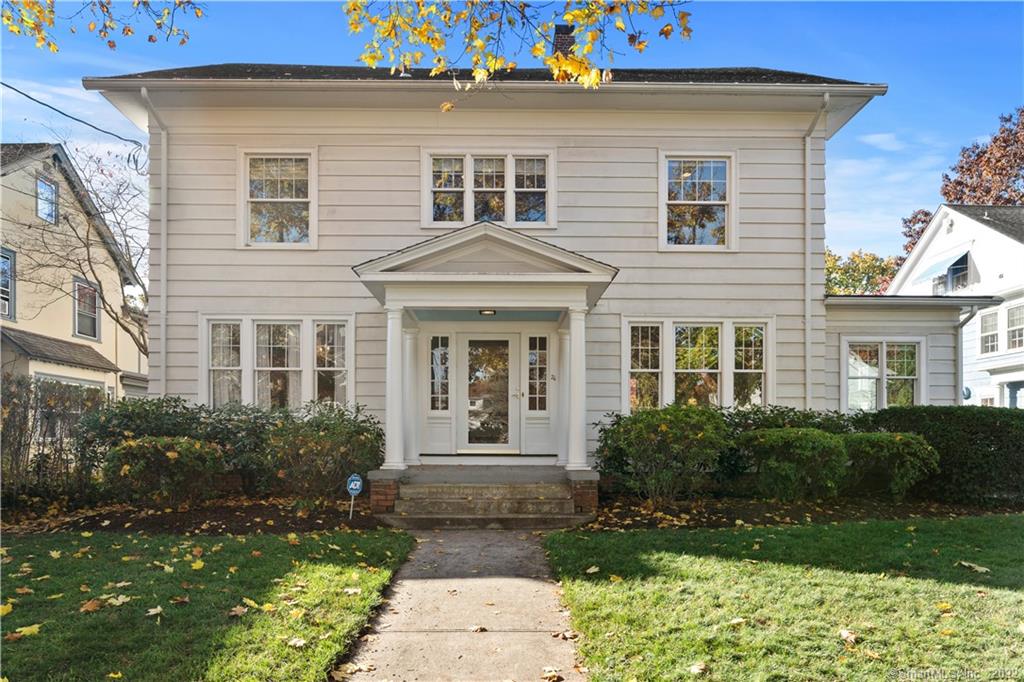 76 Elmwood Road New Haven CT 06515