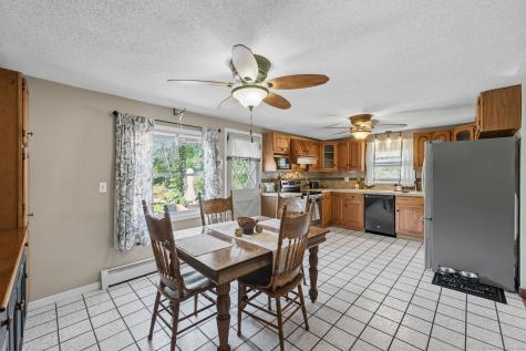 16 Saint Thomas Street Enfield CT 06082