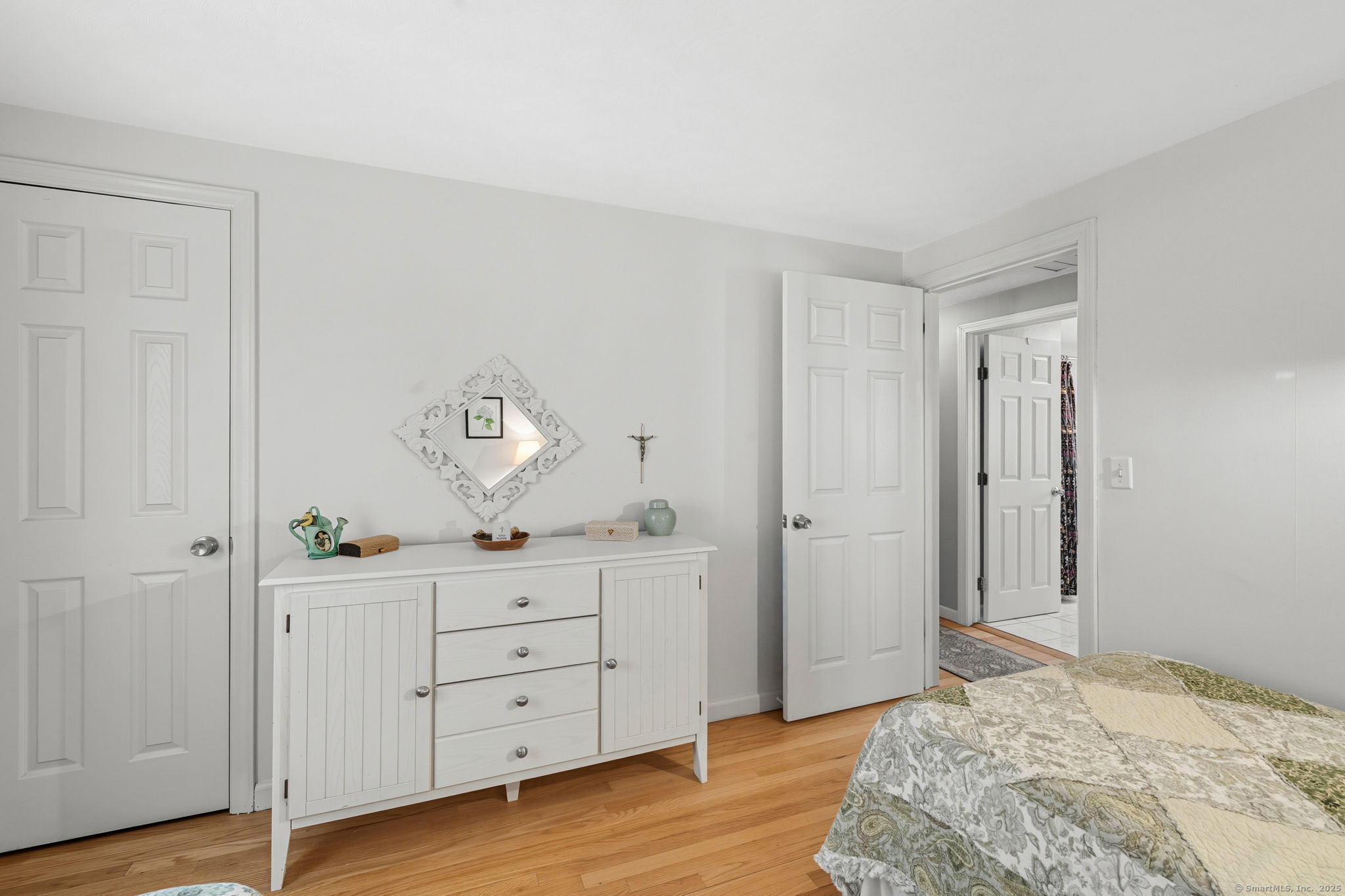 16 Saint Thomas Street Enfield CT 06082