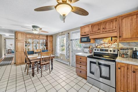 16 Saint Thomas Street Enfield CT 06082