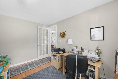 16 Saint Thomas Street Enfield CT 06082