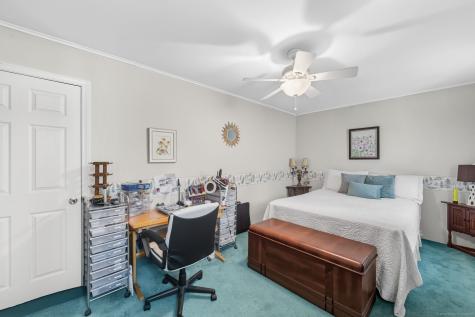 16 Saint Thomas Street Enfield CT 06082