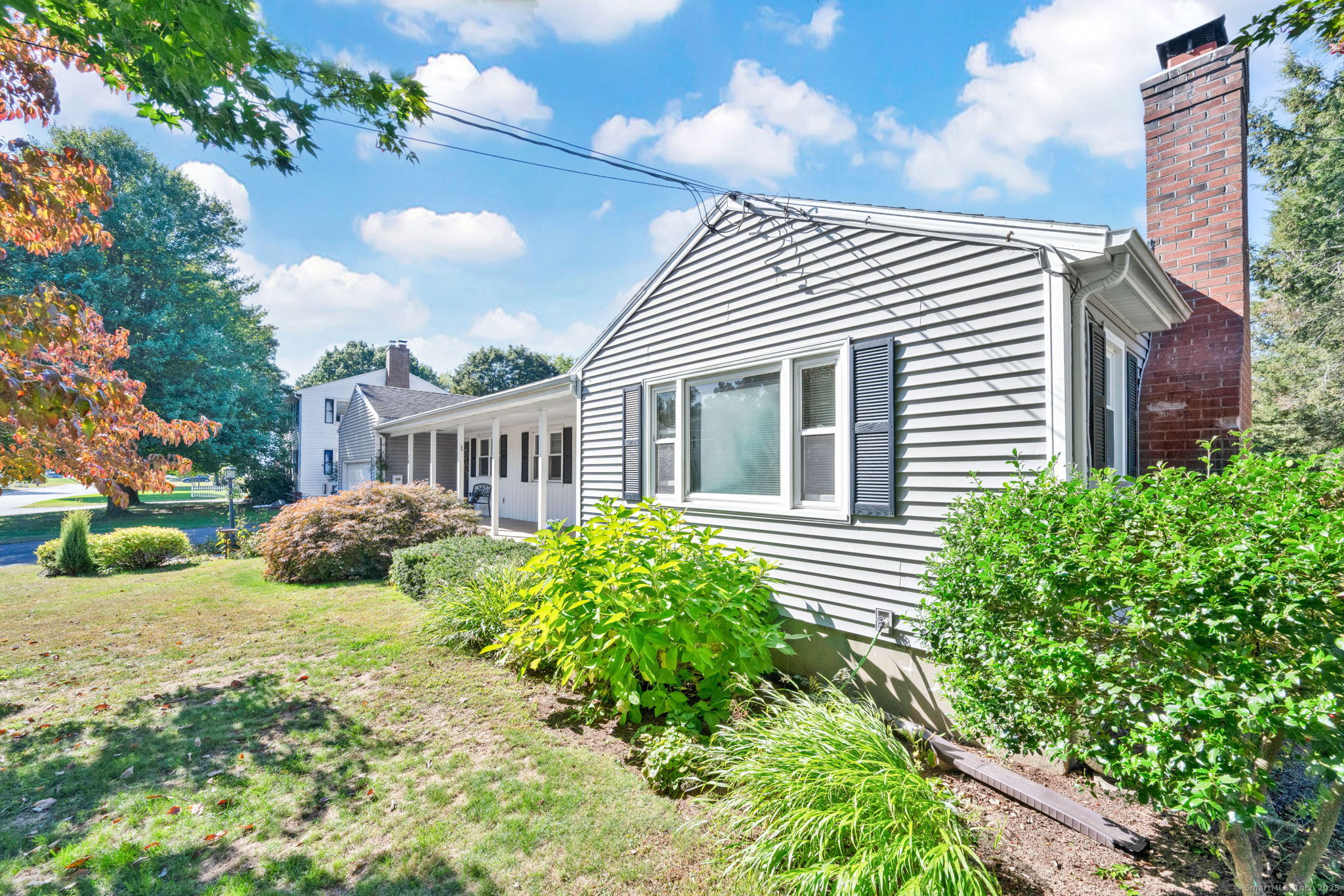 16 Saint Thomas Street Enfield CT 06082