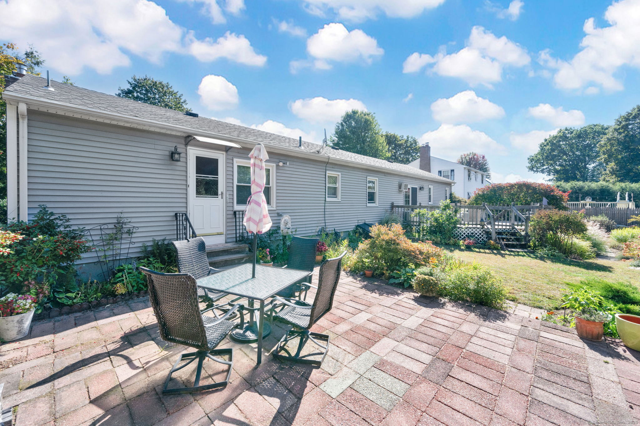 16 Saint Thomas Street Enfield CT 06082