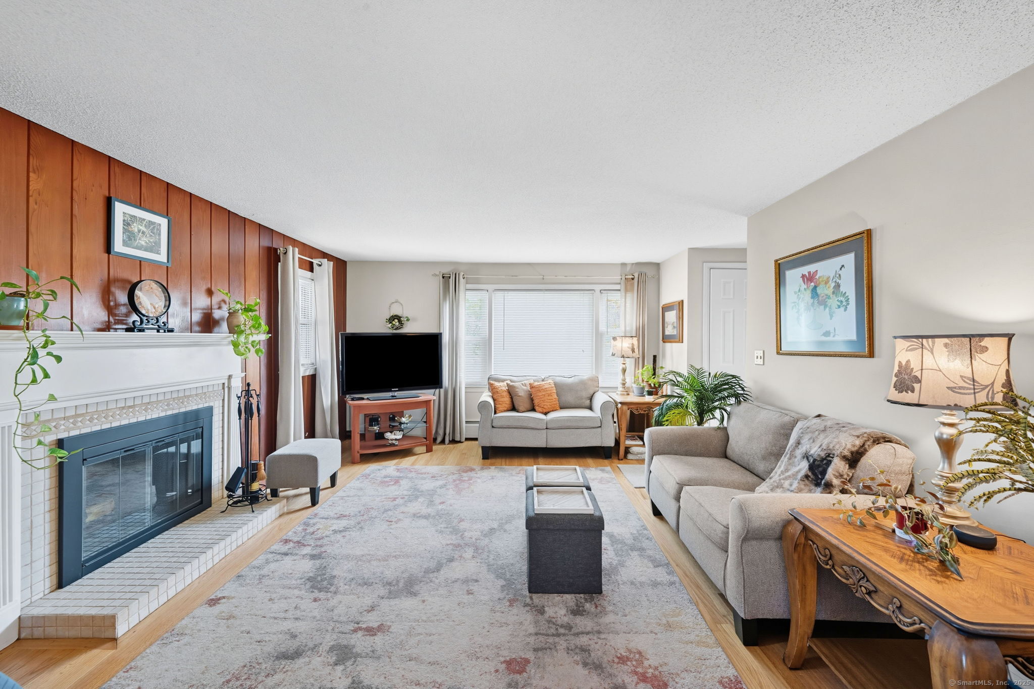 16 Saint Thomas Street Enfield CT 06082