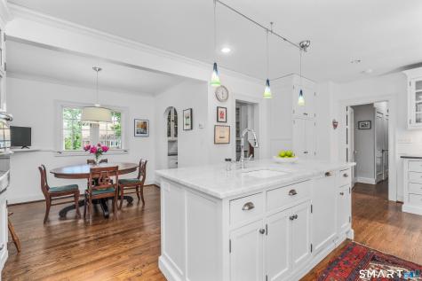7 Fernwood Road West Hartford CT 06119