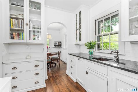 7 Fernwood Road West Hartford CT 06119