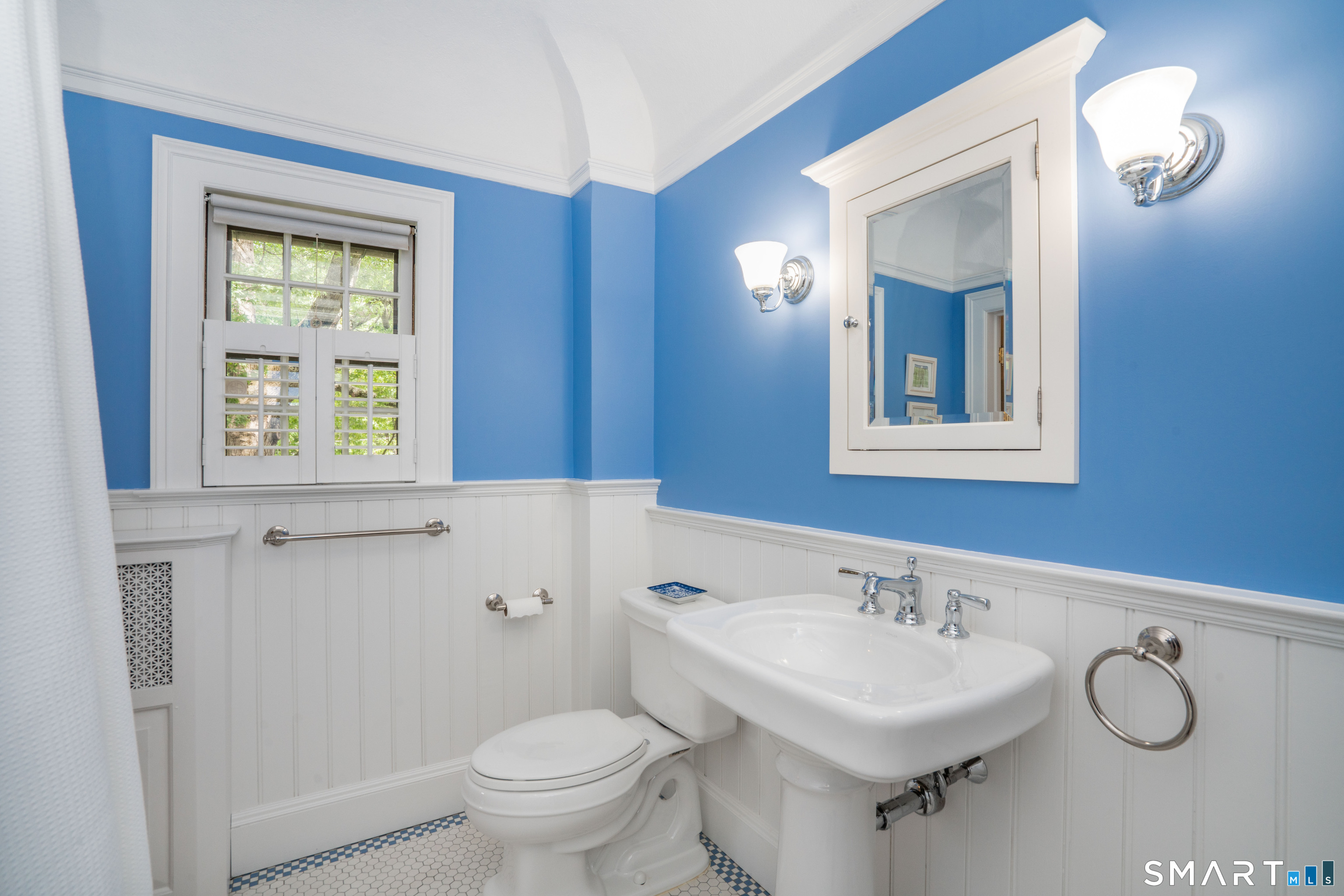 7 Fernwood Road West Hartford CT 06119