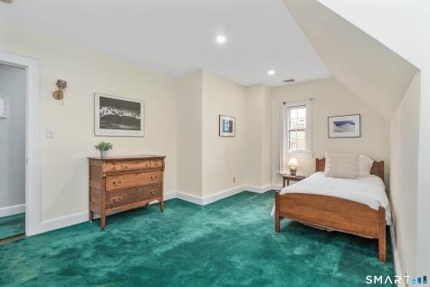 7 Fernwood Road West Hartford CT 06119