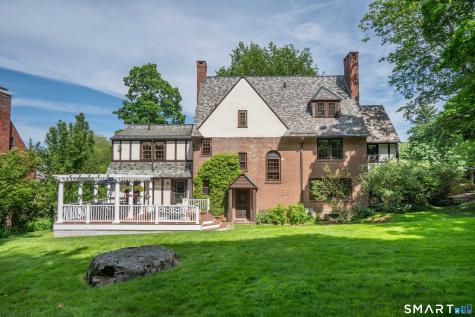 7 Fernwood Road West Hartford CT 06119