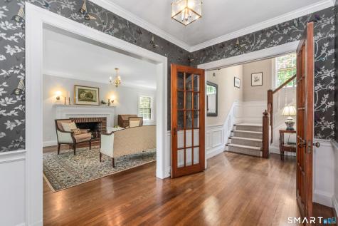 7 Fernwood Road West Hartford CT 06119