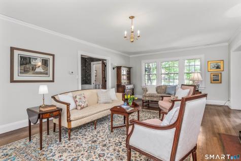 7 Fernwood Road West Hartford CT 06119