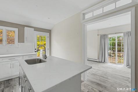 366 North Stonington Road Stonington CT 06378