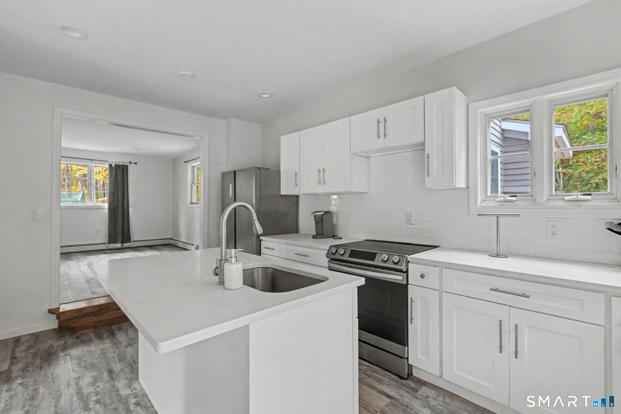 366 North Stonington Road Stonington CT 06378