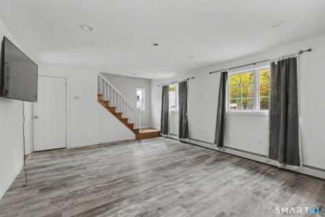 366 North Stonington Road Stonington CT 06378