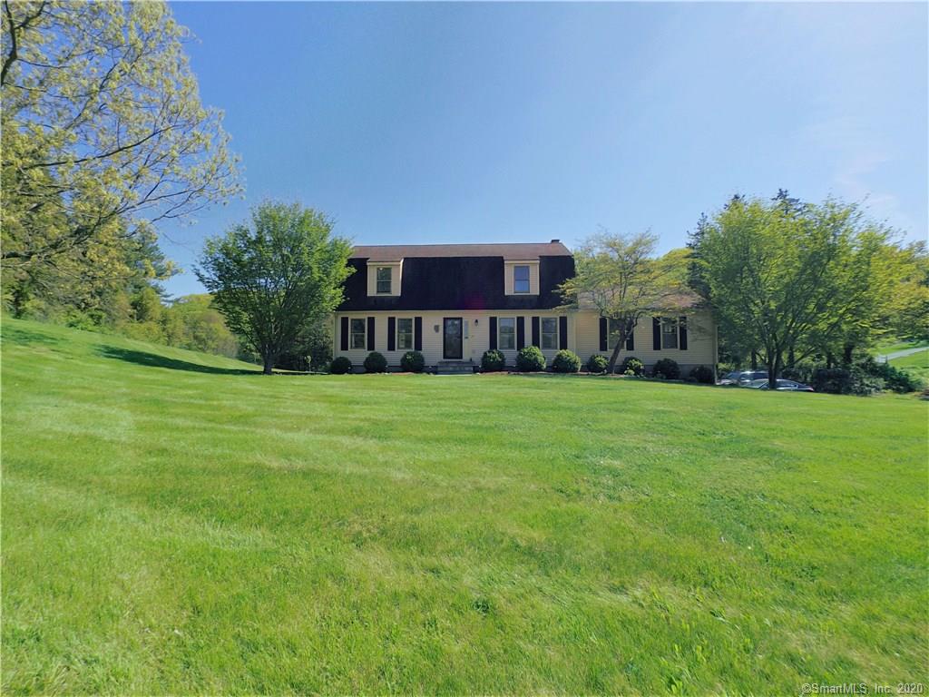 1 White Oak Farm Road Newtown CT 06470