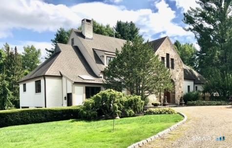 33 Mountain Farms Road West Hartford CT 06117