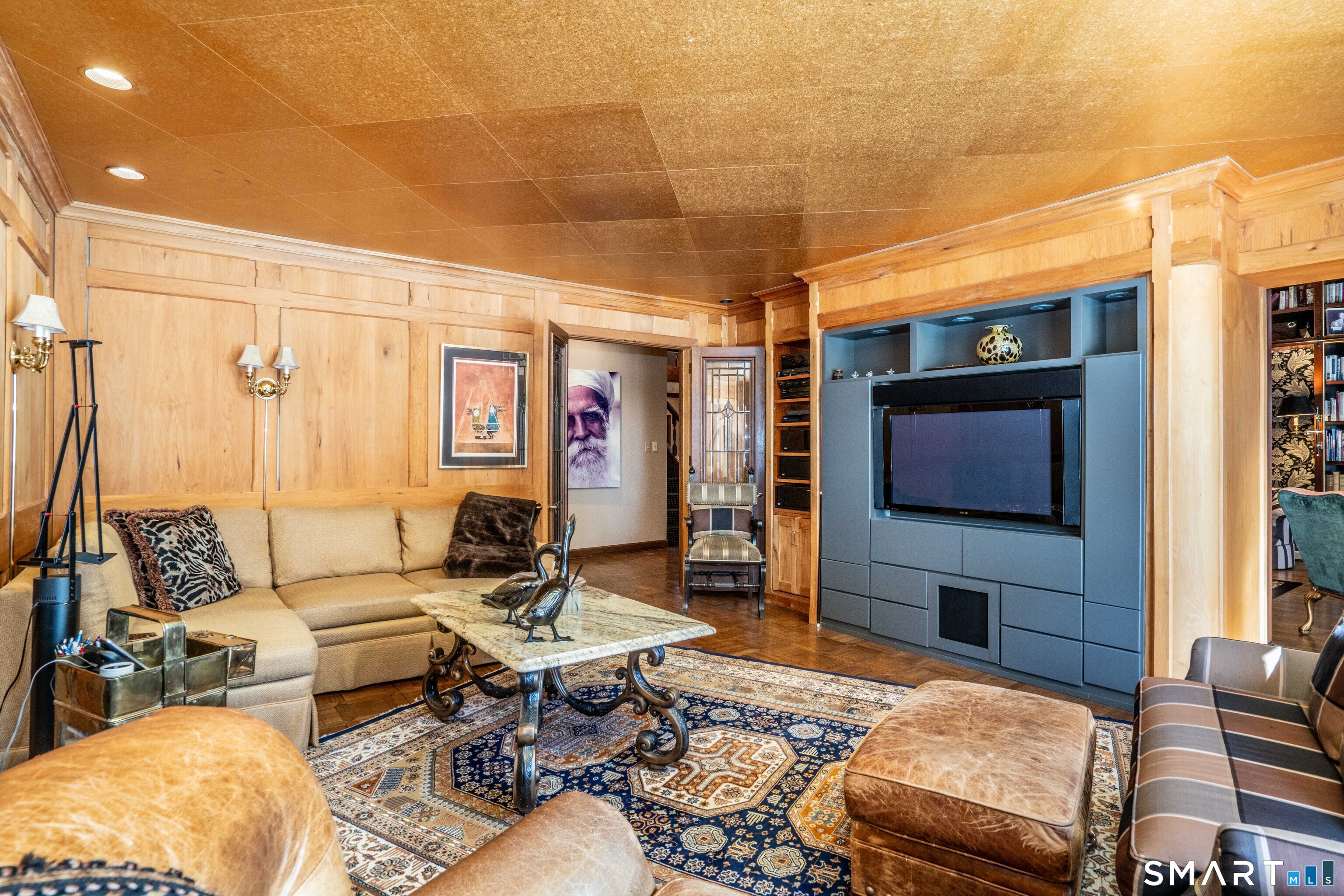 33 Mountain Farms Road West Hartford CT 06117