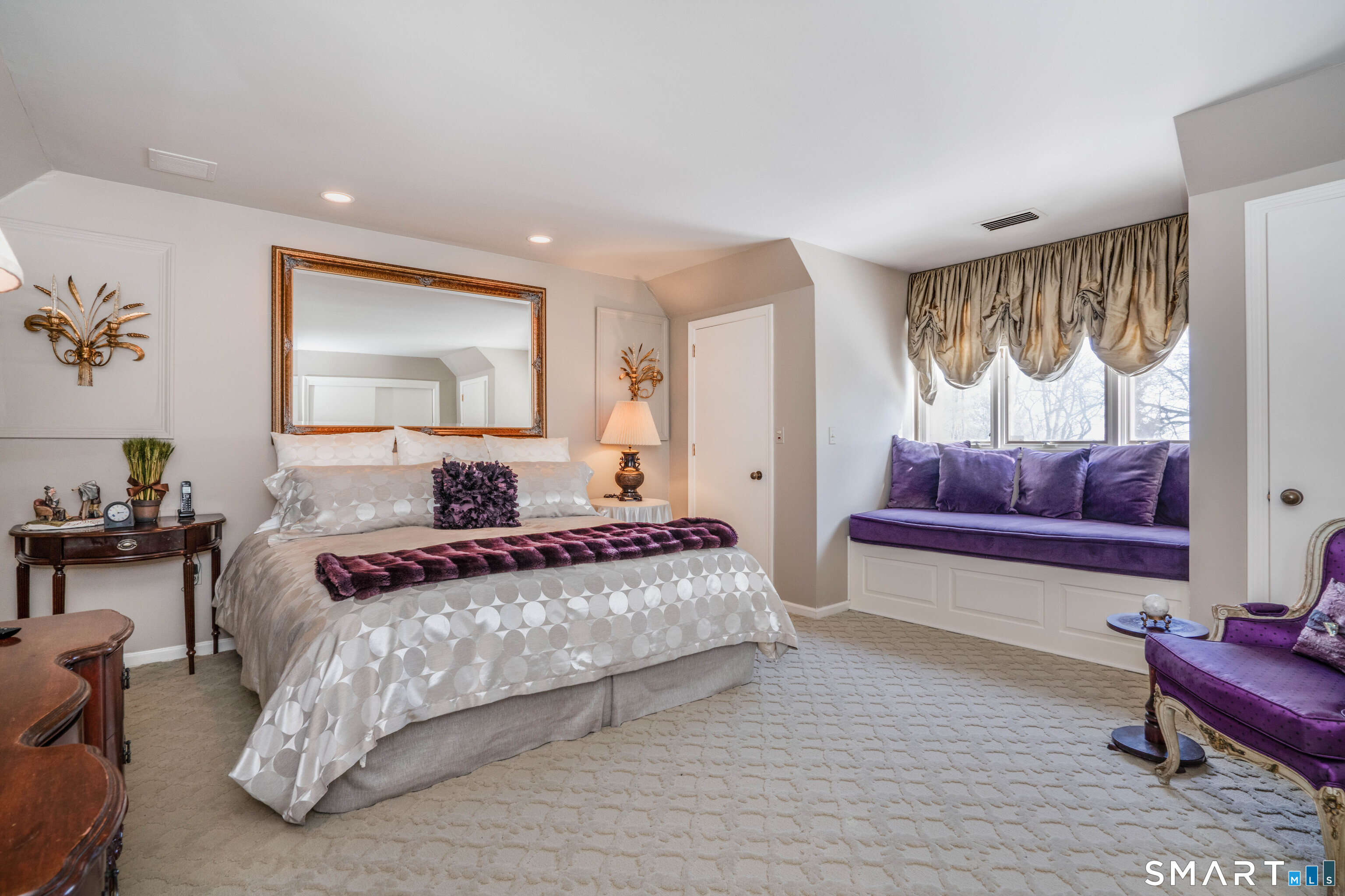 33 Mountain Farms Road West Hartford CT 06117