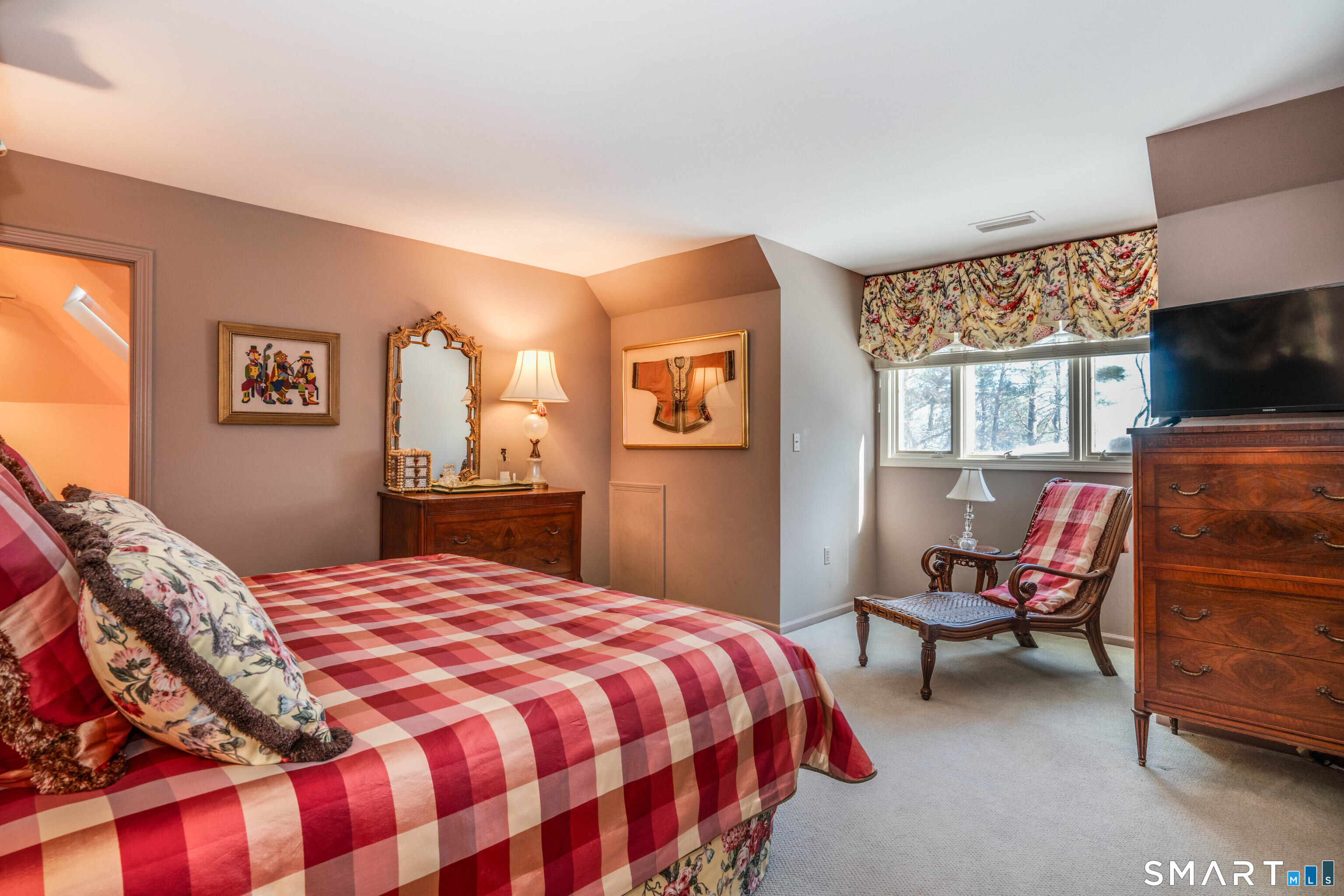 33 Mountain Farms Road West Hartford CT 06117