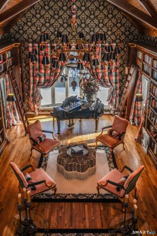 33 Mountain Farms Road West Hartford CT 06117