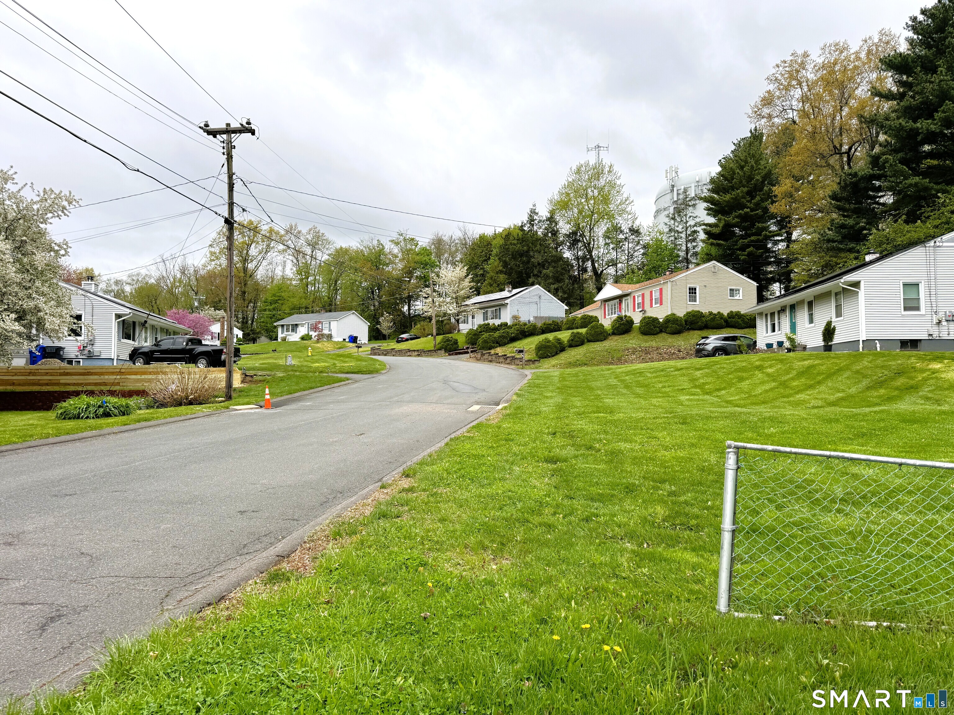 17 Cricket Road East Windsor CT 06088