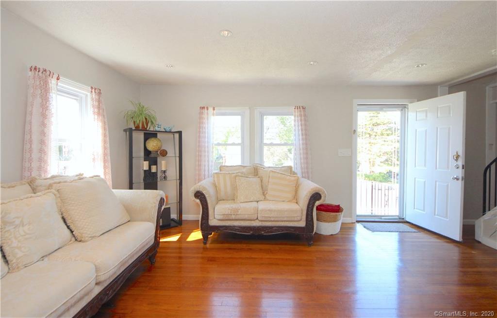 8 Wildmere Lane Norwalk CT 06851