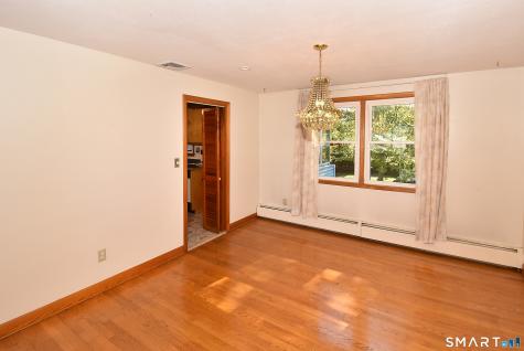 132 Ridge Crest Circle Wethersfield CT 06109