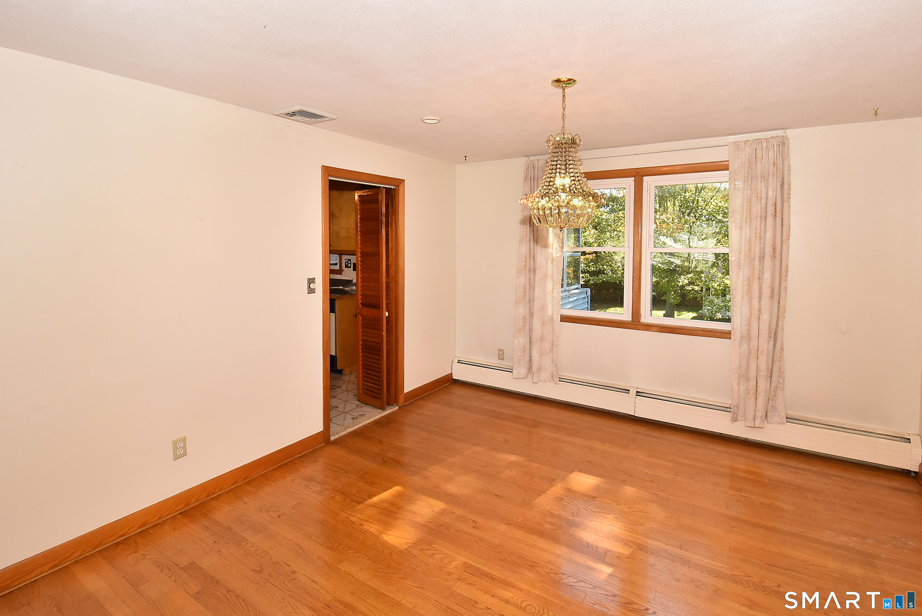 132 Ridge Crest Circle Wethersfield CT 06109