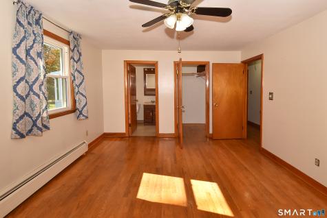 132 Ridge Crest Circle Wethersfield CT 06109