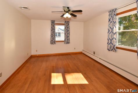 132 Ridge Crest Circle Wethersfield CT 06109