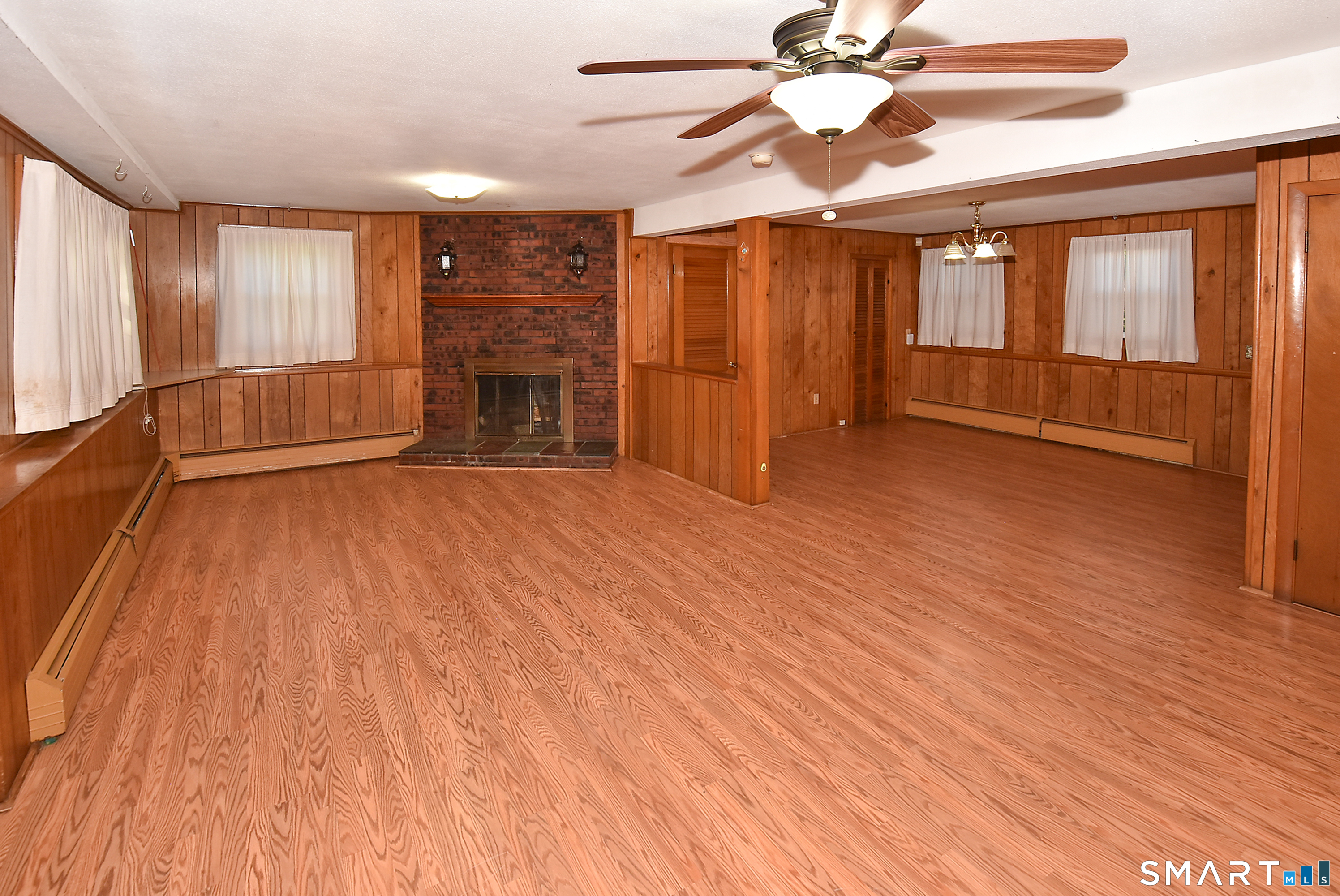 132 Ridge Crest Circle Wethersfield CT 06109