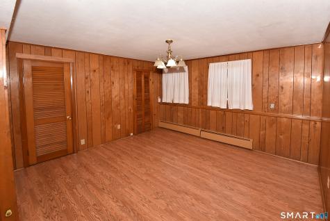 132 Ridge Crest Circle Wethersfield CT 06109