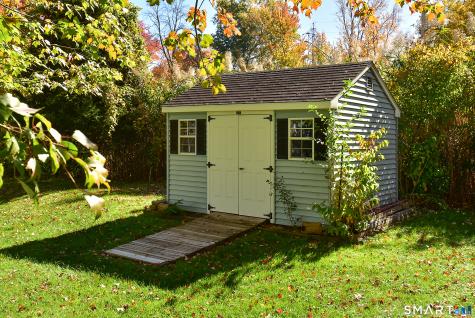 132 Ridge Crest Circle Wethersfield CT 06109