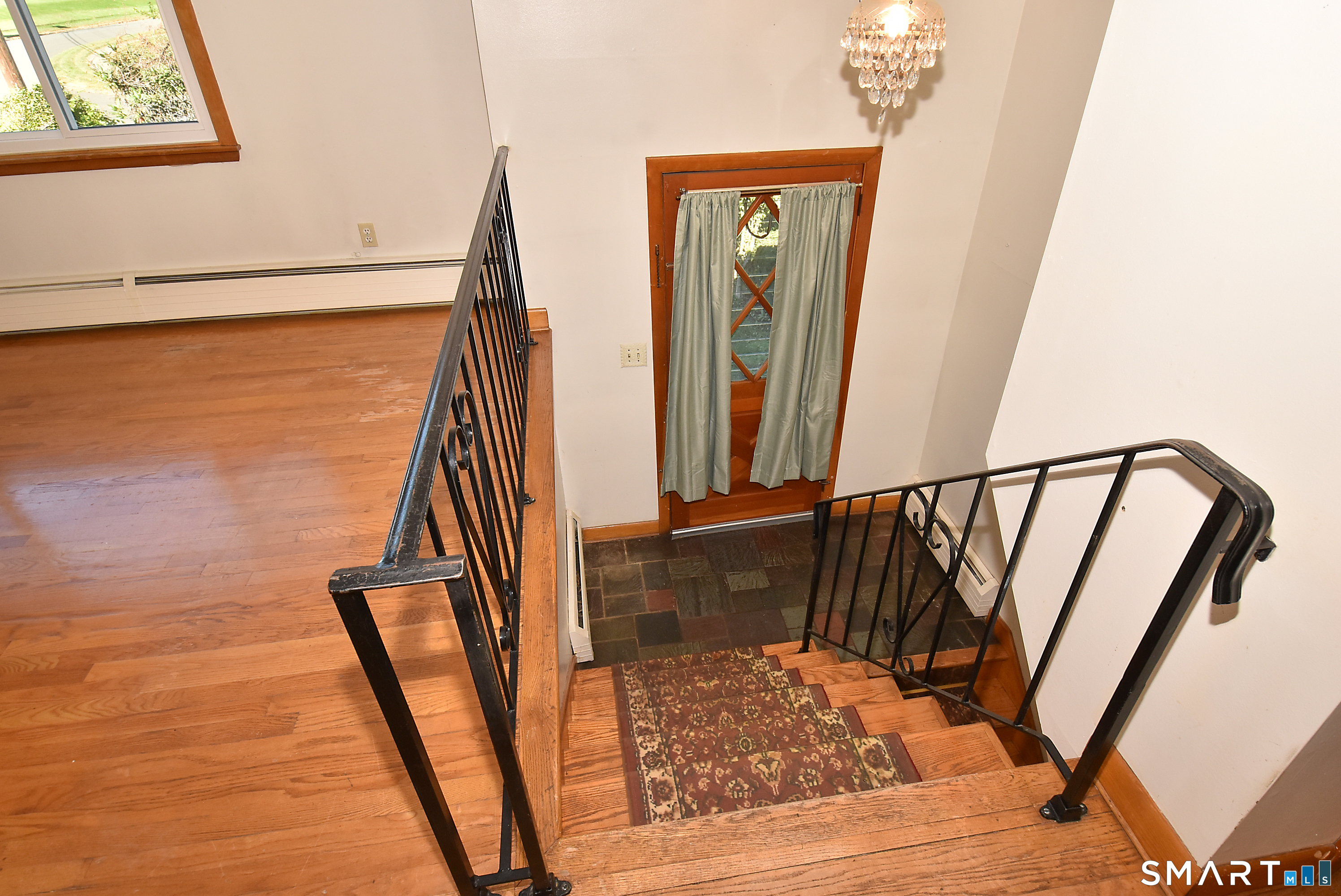 132 Ridge Crest Circle Wethersfield CT 06109