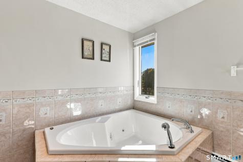232 Natsisky Farm Road South Windsor CT 06074