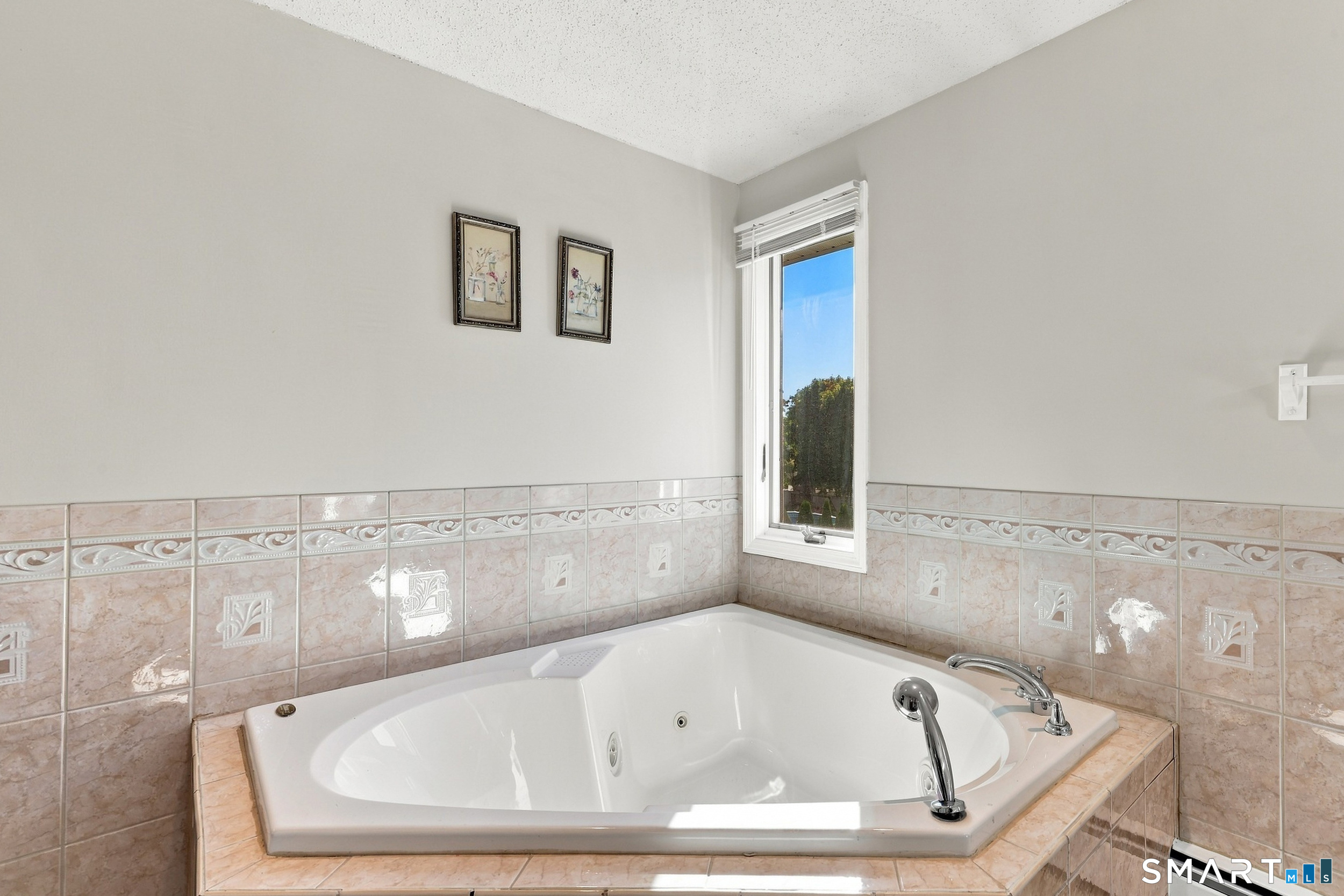 232 Natsisky Farm Road South Windsor CT 06074
